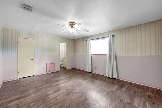 3310 Forest Glen Street, Spring, TX 77380