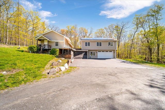 80 Jones Road, Pine Bush, NY 12566