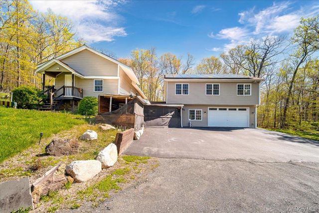 80 Jones Road, Pine Bush, NY 12566