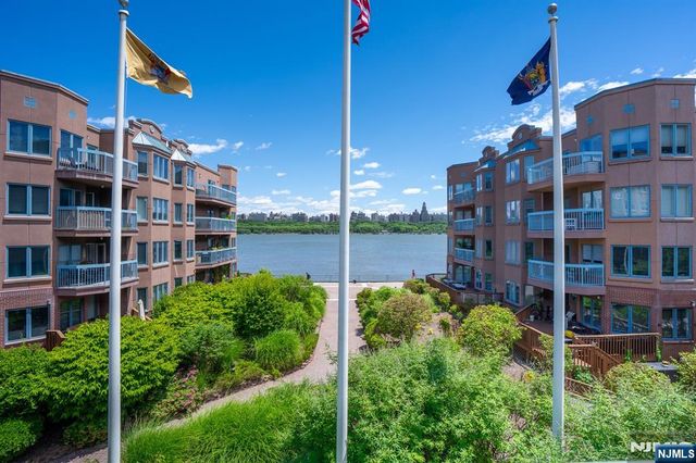 502 Livingston Court N502, Edgewater, NJ 07020