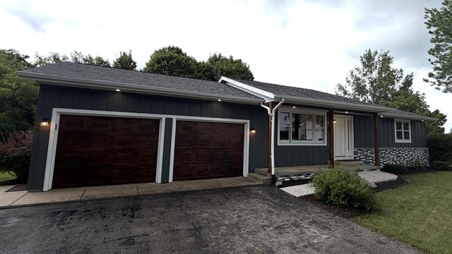 189 Mcintosh E, La Crescent, MN 55947