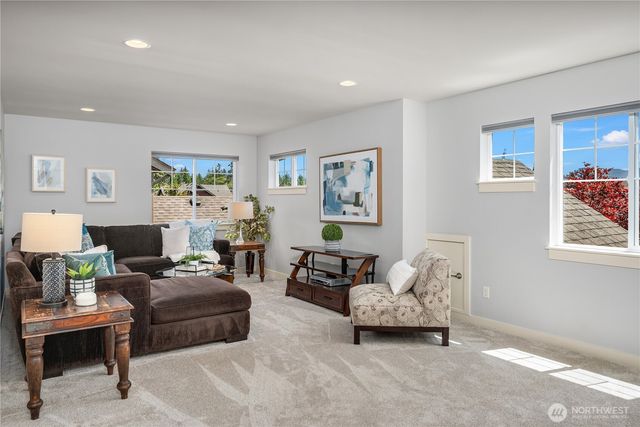 24816 SE 17th Place, Sammamish, WA 98075