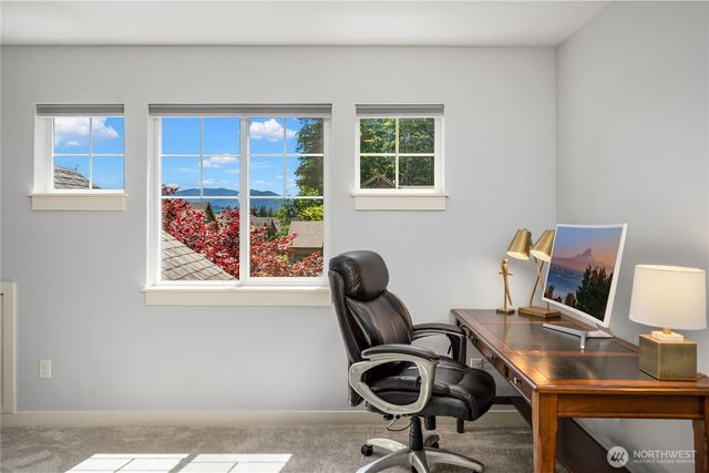 24816 SE 17th Place, Sammamish, WA 98075