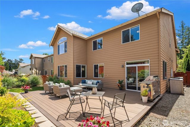 24816 SE 17th Place, Sammamish, WA 98075