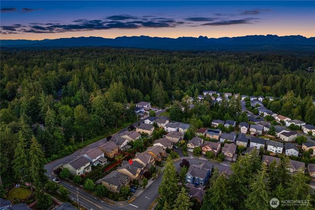 24816 SE 17th Place, Sammamish, WA 98075