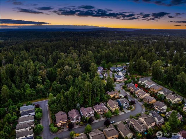 24816 SE 17th Place, Sammamish, WA 98075