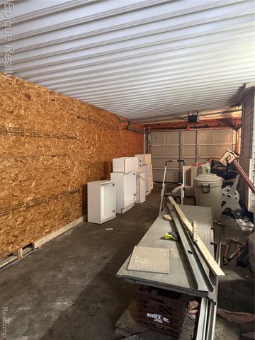 2468 Fernwood Avenue, Ann Arbor, MI 48104