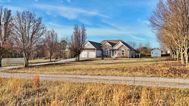 4389 N Hwy 225, Chatsworth, GA 30705