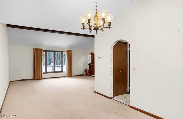 6090 Big Creek Pky, Parma Heights, OH 44130