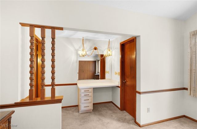 6090 Big Creek Pky, Parma Heights, OH 44130