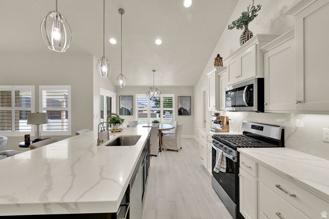 3032 S 2125 W, West Haven, UT 84401