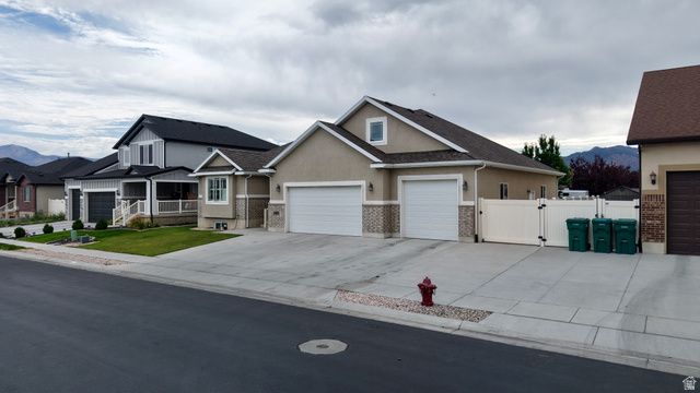 3032 S 2125 W, West Haven, UT 84401
