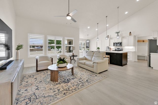 3032 S 2125 W, West Haven, UT 84401
