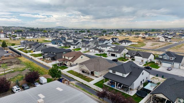 3032 S 2125 W, West Haven, UT 84401