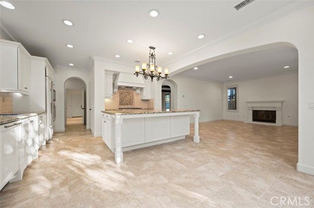 21 Land Bird, Irvine, CA 92618