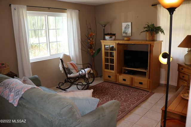 4825 E 18Th Street, Tucson, AZ 85711