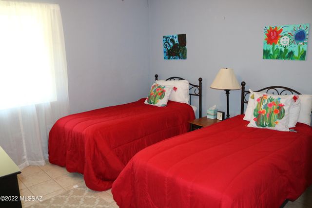 4825 E 18Th Street, Tucson, AZ 85711