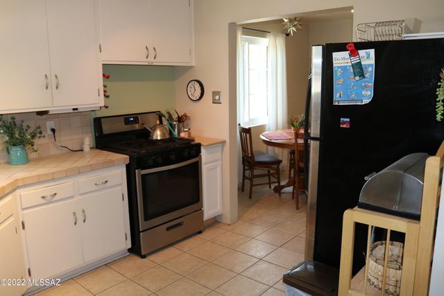 4825 E 18Th Street, Tucson, AZ 85711