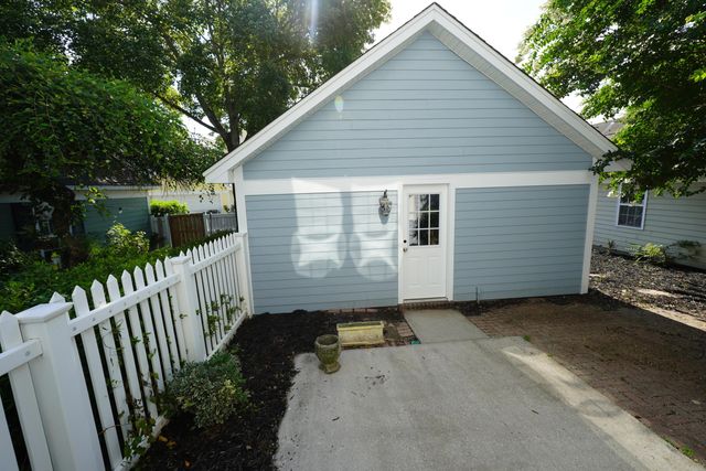 309 White Gables Drive, Summerville, SC 29483