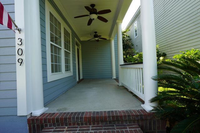 309 White Gables Drive, Summerville, SC 29483