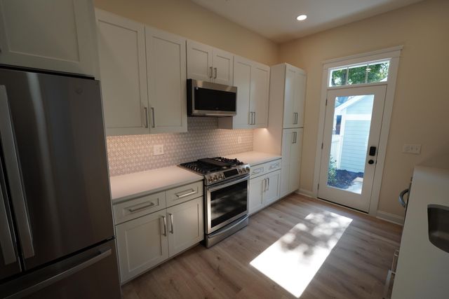 309 White Gables Drive, Summerville, SC 29483