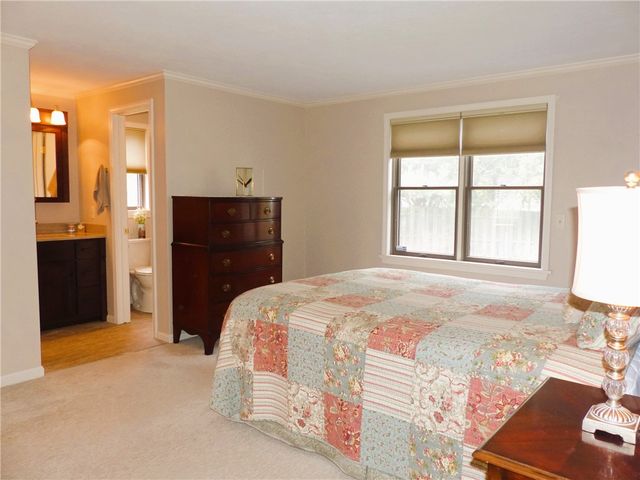 2 Shingle Mill Road, Irondequoit, NY 14609