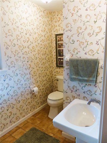 2 Shingle Mill Road, Irondequoit, NY 14609