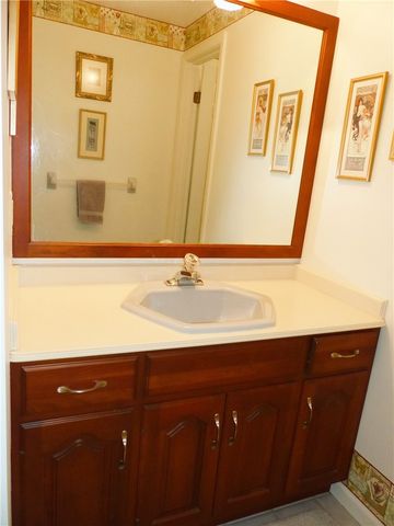 2 Shingle Mill Road, Irondequoit, NY 14609