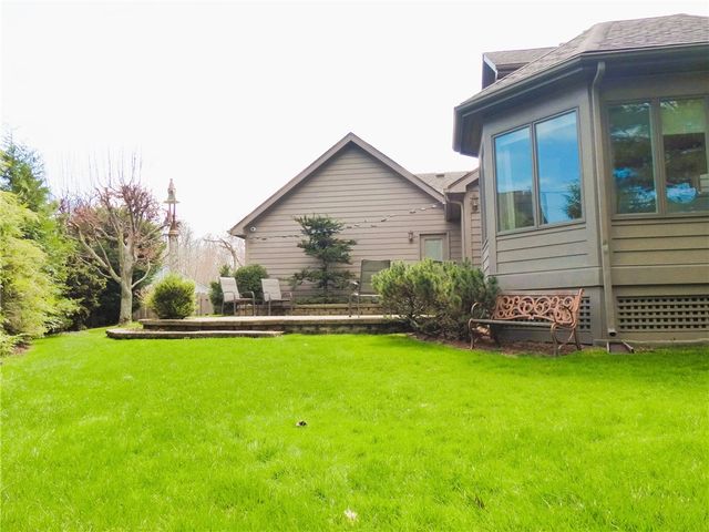 2 Shingle Mill Road, Irondequoit, NY 14609