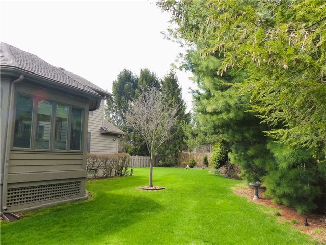 2 Shingle Mill Road, Irondequoit, NY 14609