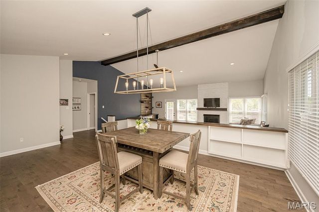 14316 Willow Spring Hill Drive, St Louis, MO 63017
