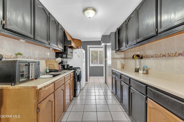 1337 Gaucho Road, San Elizario, TX 79849