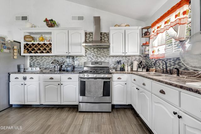 1337 Gaucho Road, San Elizario, TX 79849
