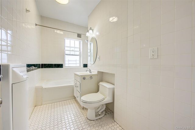 77-14 113th Street 45, Forest Hills, NY 11375