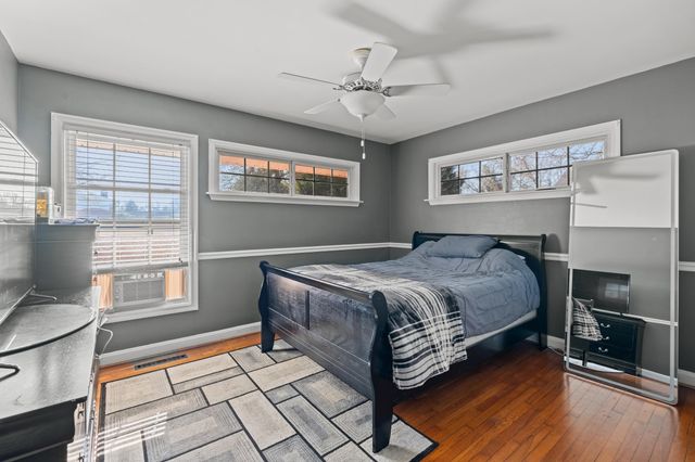 3813 W Marion St., Mullins, SC 29574