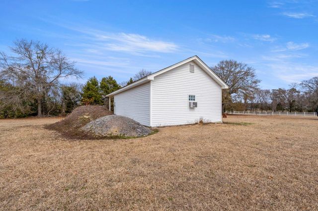 3813 W Marion St., Mullins, SC 29574