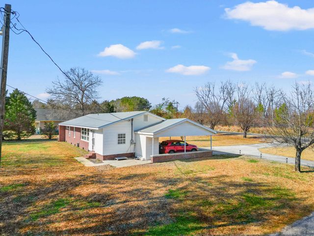 3813 W Marion St., Mullins, SC 29574