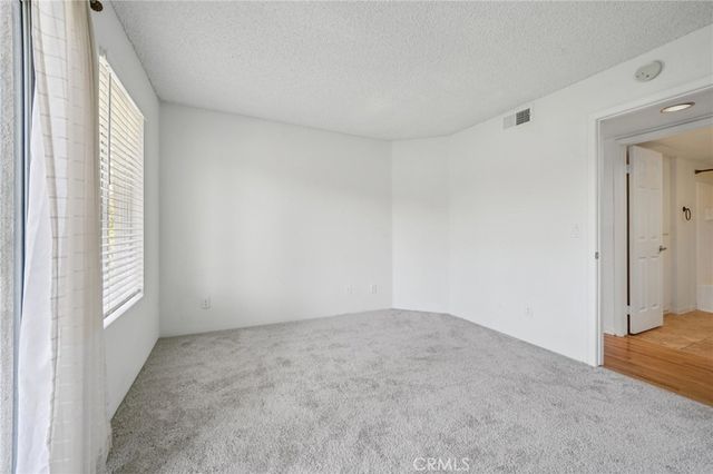 1995 Las Colinas Circle 307, Corona, CA 92879