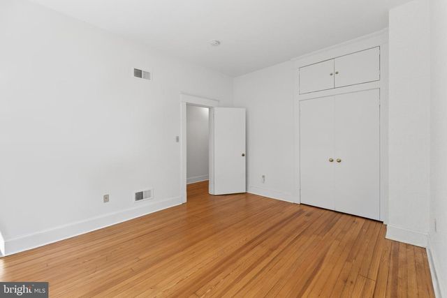 916 EAST CAPITOL ST NE, Washington, DC 20003