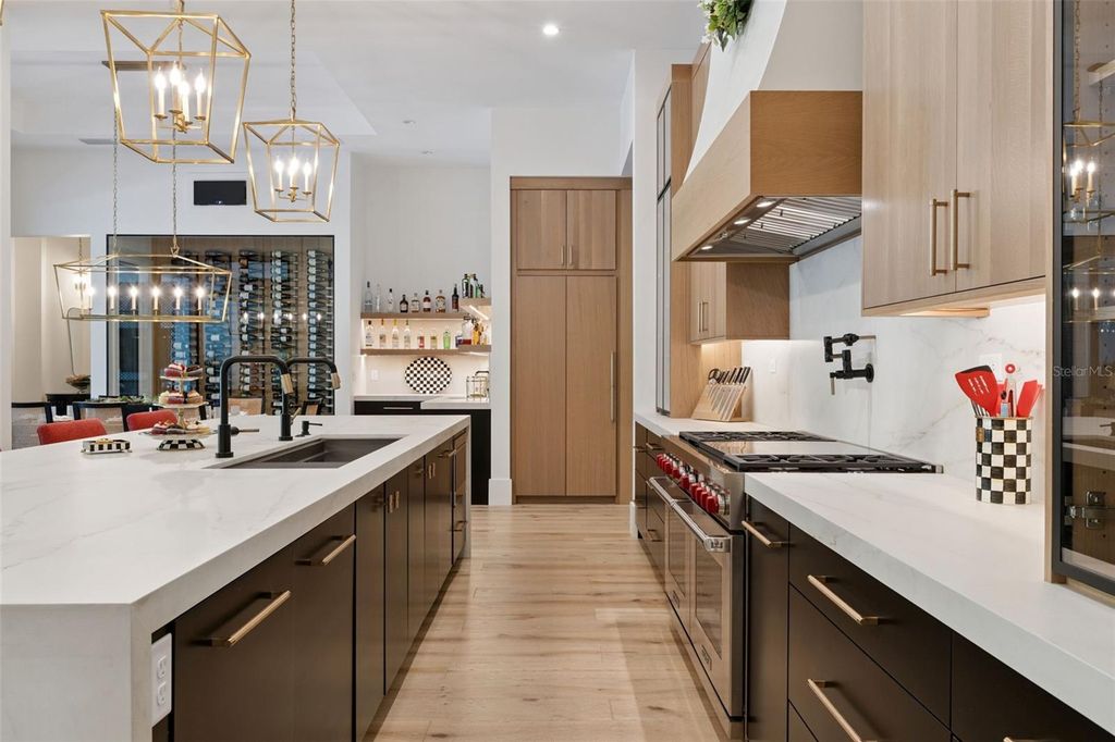 Image 18 of property listing at 1117 KENWOOD AVENUE, Winter Park, FL 32789