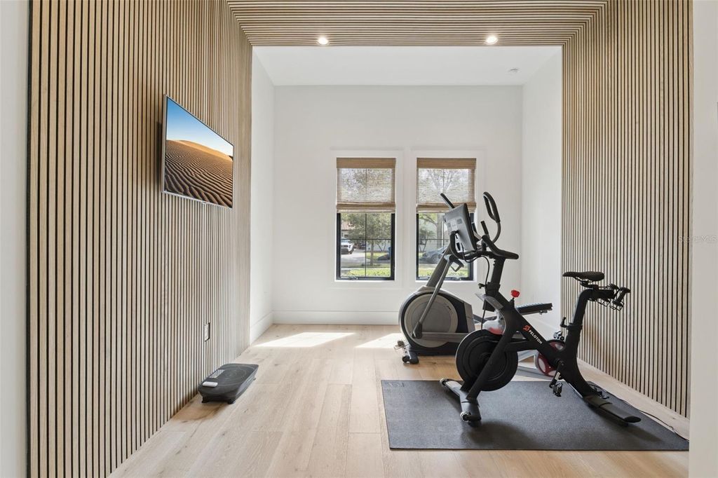 Image 34 of property listing at 1117 KENWOOD AVENUE, Winter Park, FL 32789