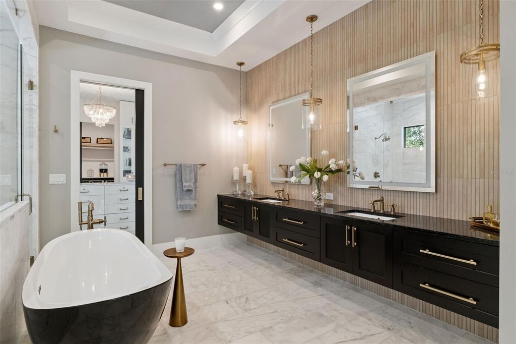 Image 36 of property listing at 1117 KENWOOD AVENUE, Winter Park, FL 32789