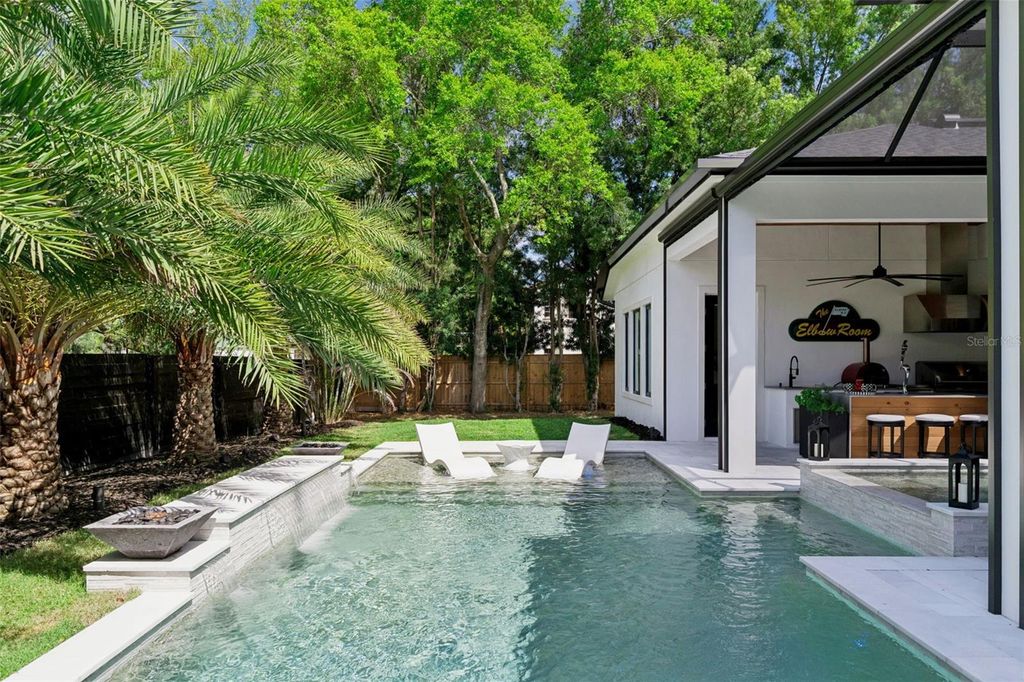 Image 55 of property listing at 1117 KENWOOD AVENUE, Winter Park, FL 32789