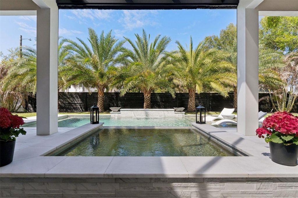 Image 59 of property listing at 1117 KENWOOD AVENUE, Winter Park, FL 32789