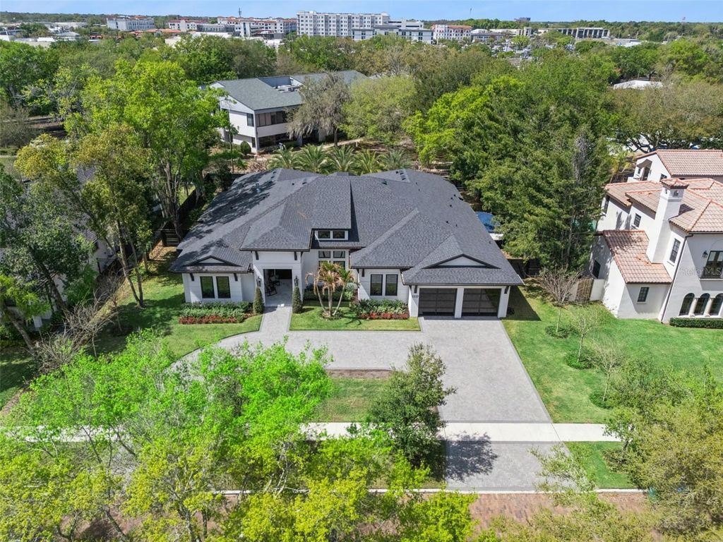 Image 63 of property listing at 1117 KENWOOD AVENUE, Winter Park, FL 32789