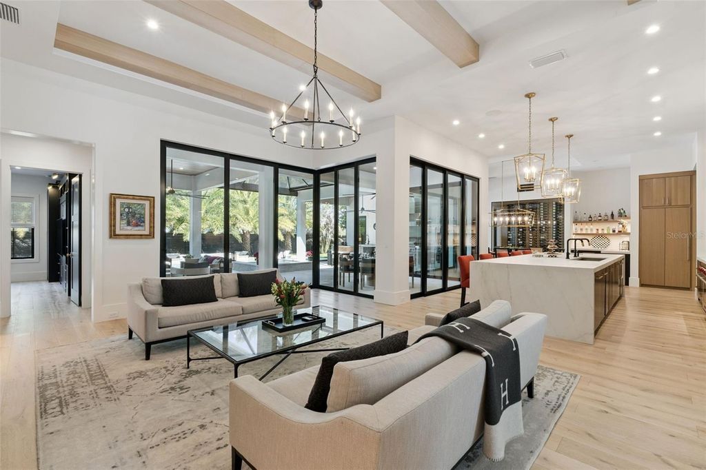 Image 9 of property listing at 1117 KENWOOD AVENUE, Winter Park, FL 32789