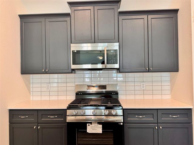 106 County Road 51030, Cleveland, TX 77327