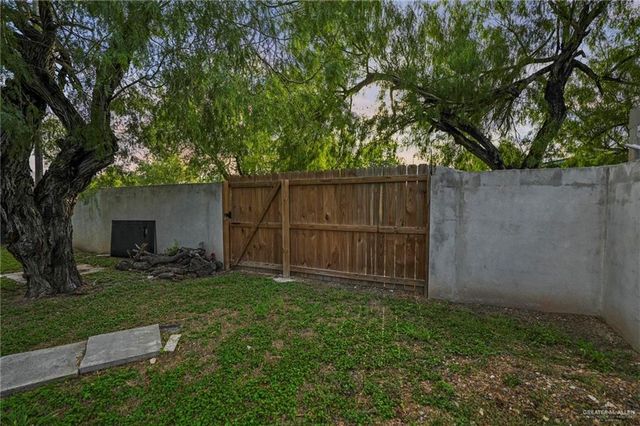5422 S 28th Street, Mcallen, TX 78503
