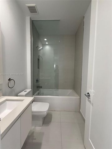 6432 NW 104th Ct, Doral, FL 33178