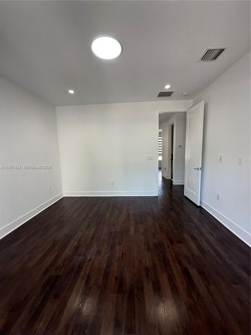 6432 NW 104th Ct, Doral, FL 33178